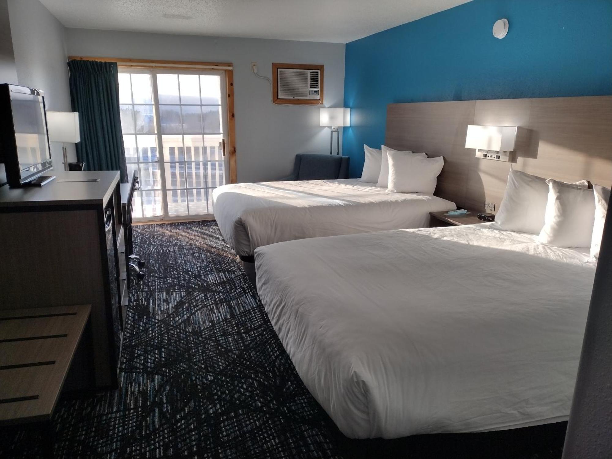 Baymont By Wyndham Proctor Hotel Duluth Exterior foto