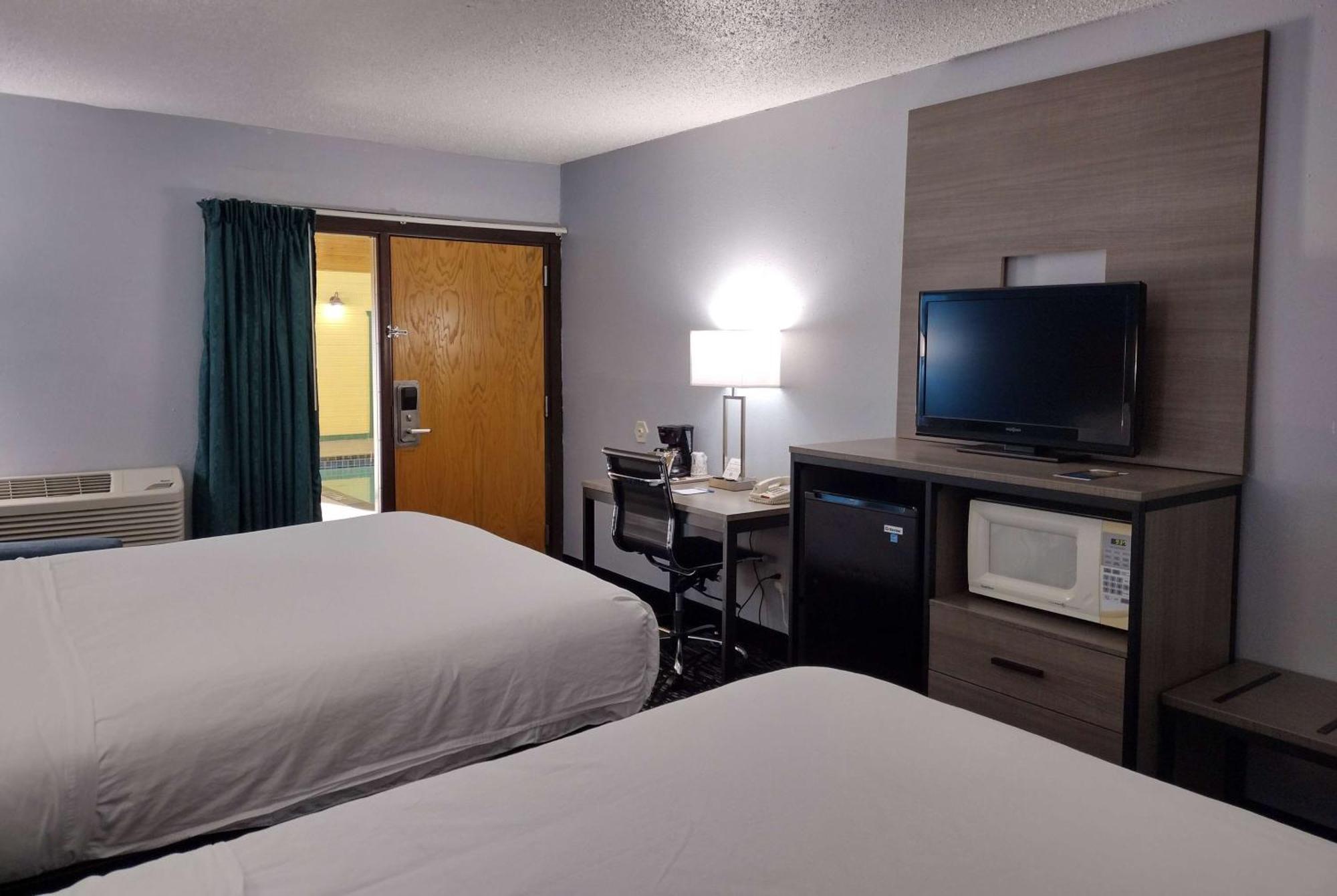 Baymont By Wyndham Proctor Hotel Duluth Exterior foto